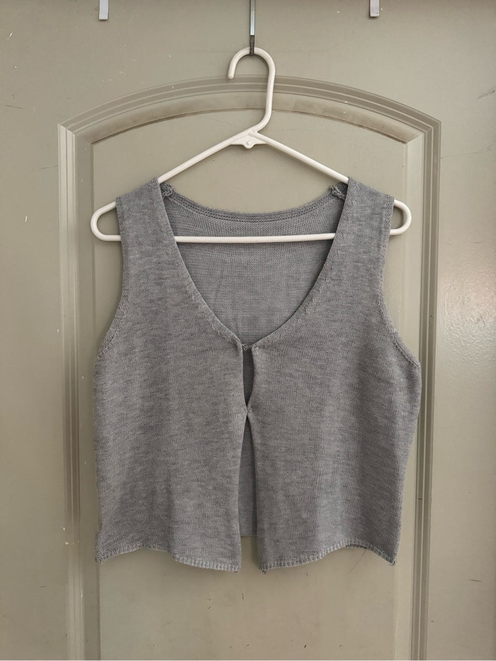 knit vest